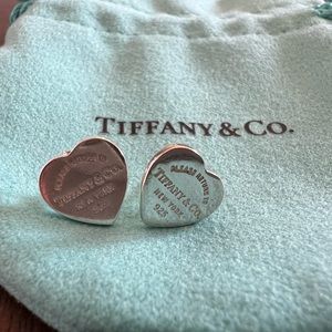 Tiffany and Co. Return to Tiffany Heart Tag Dog Earrings